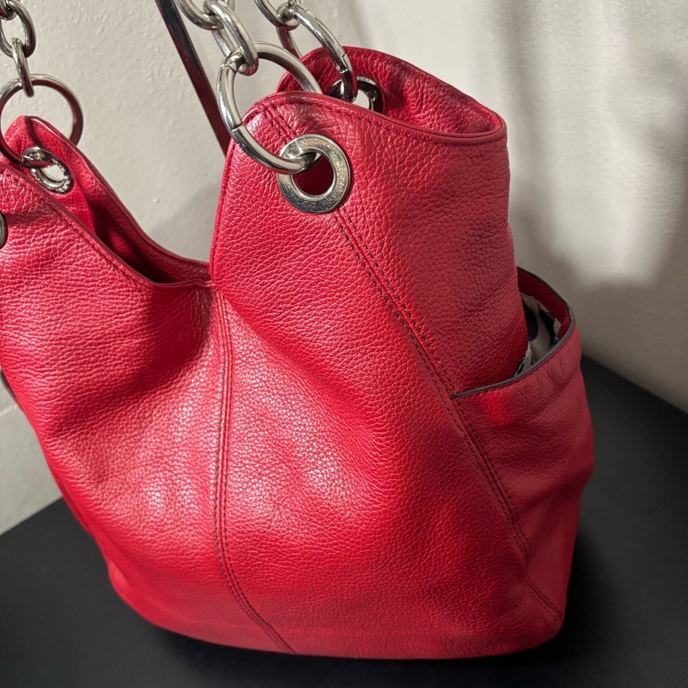 Grace Adele Red Pebbled Leather Hobo Shoulder Bag - Picture 3 of 13
